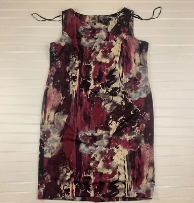 Vestido Le Bos 24W Rosa Amarillo Floral Hasta la Rodilla Línea A Manga Gorra Satinado Plisado Foto 1 de 4