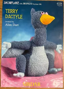 Alan Dart Terry Dactyle STRICKMUSTER Dinosaurier Spielzeug 36 cm groß Sirdar 4329 - Bild 1 von 9