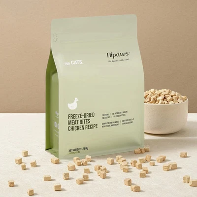 Hipaws Freeze-Dried Chicken Cat Food 280g Grain-Free Natural Treat & Topper - Image 1 of 4