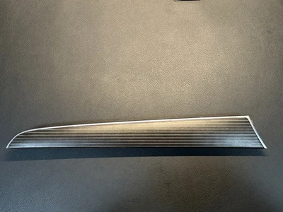 AUDI Q5 MOLDURA INSERT BEAUFORT Madera y Aluminio 8R0-867-409 Foto 1 de 4