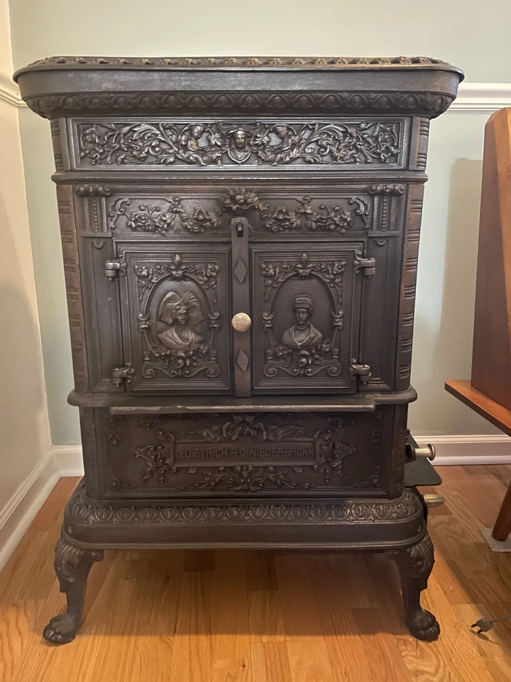 Victorian Antique Cast Iron Wood Stove by De Dietrich & Niederbronn Alsace  - Image 1 of 4