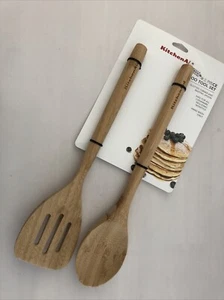Nuevo KitchenAid Bamboo - Juego de pinzas y cuchara levantadoras para ensaladas de giro corto - Imagen 1 de 2
