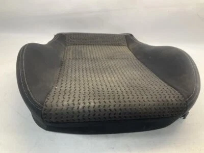 09-11 Cojín inferior asiento delantero derecho Hyundai Genesis OEM B Foto 1 de 4