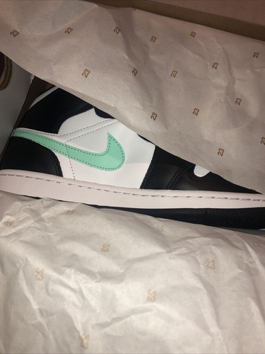 AIR JORDAN 1 MID bianco verde luminoso. Uomo nero