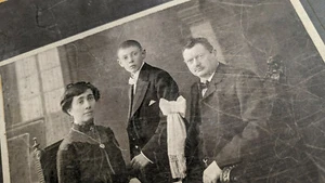 Foto Familie J. Stegmann Mühlhausen ca. 1910 Gruppenfoto Familienporträt - Bild 1 von 2
