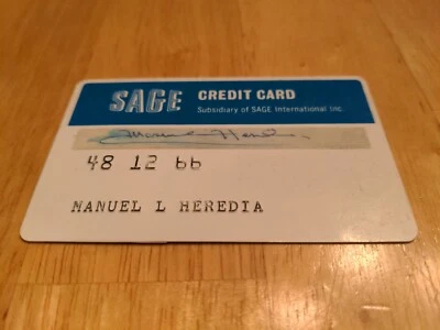 Tarjeta de crédito Sage Blue Sage International Inc tarjeta de crédito Foto 1 de 2