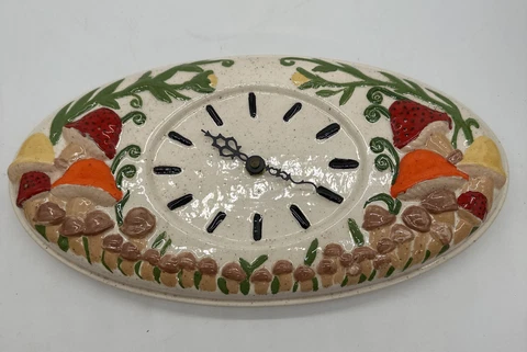 Vintage 70’s Mushroom Wall Clock Ceramic 13 1/2x 7 1/2 Battery Operated Cover