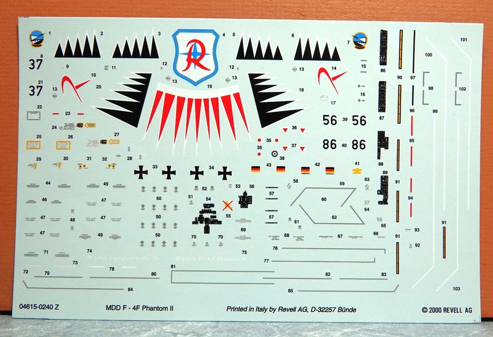 HOJA DE CALCOMANÍAS REVELL F-4F PHANTOM II 1/72 # 04615 Foto 1 de 1