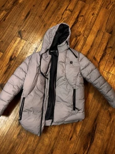 Women’s Gray Jacket With Capabilities To Heat - Picture 1 of 8