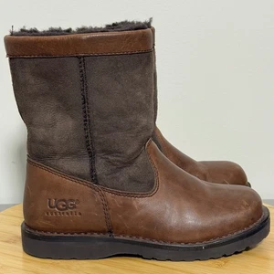UGG Unisex Kids Size 3 Brown Leather & Shearling Lined Short Boots S/N 5263 - Picture 1 of 9