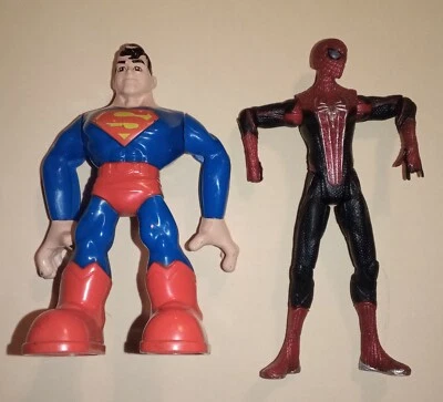 Minifiguras de Spider-Man + Superman Foto 1 de 4