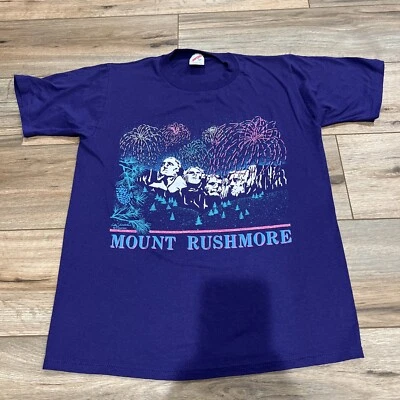 Camiseta de Colección Jerzees 1991 Puntada Única Montaje MED Fuegos Artificiales Rushmore Hecha en EE. UU. Foto 1 de 4
