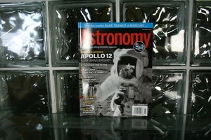 Astronomy Magazine - November 2019 - Apollo 12 50th Anniversary - Imagen 1 de 1
