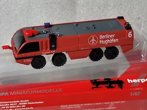 Rosenbauer Panther 8x8 Flughafenfeuerwehr Berlin Flughafenlöschfahrzeug 090377 - Bild 1 von 8