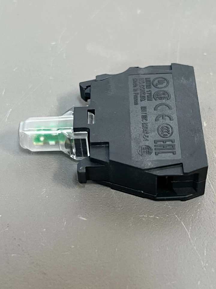 Schneider Electric ZBV M3 0090005 Protected Green LED Light Module ()