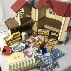 Calico Critters Juego de Casa Adosada de Lujo con Muebles Lote Luces de Trabajo Chimenea - Imagen 1 de 24