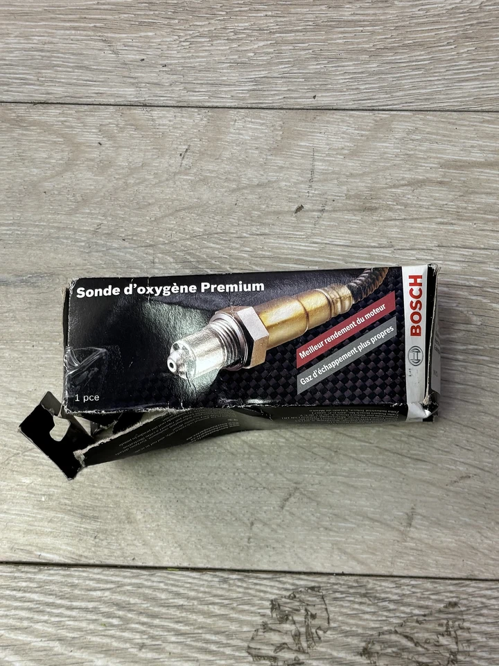Sensor de oxígeno Bosch 16328 para BMW Mercedes-Benz 323i 525i 525xi 528i 2001-2018 Foto 1 de 3