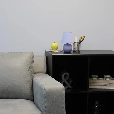 LT2008-PRP Mini lámpara de mesa globo de cerámica con pantalla de tela a juego, púrpura Foto 1 de 4