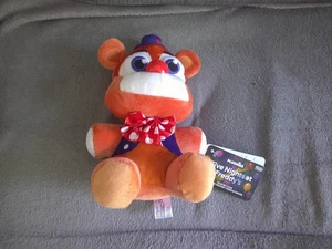 FNAF FIVE NIGHTS AT FREDDY'S FAZBEAR CIRCUS PELUCHE NUEVO CON ETIQUETAS ENVÍO GRATUITO EN REINO UNIDO - Imagen 1 de 4