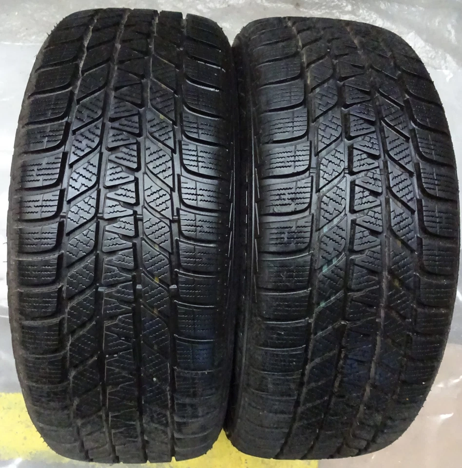 2 Winterreifen Bridgestone Blizzak LM-25 * M+S 205/50 R17 89H RA13 - Bild 1 von 2