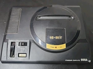 SEGA MEGA DRIVE 1 CONSOLE UNIT SOLO MEGADRIVE PAL COMPLETAMENTE TESTATA FUNZIONANTE - Foto 1 di 3