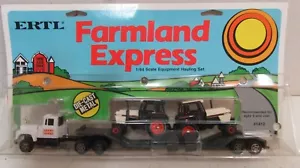Ertl Farmland Express Tractor Trailer W/ Case tractors # 1412 - Picture 1 of 5