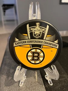 Boston Bruins 2011 Eastern Conference Champions Official Puck - Picture 1 of 3
