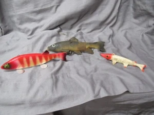 LOT OF THREE VINTAGE OLD ICE FISH SPEARING DECOYS - Picture 1 of 13