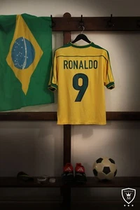 Brazil Home Shirt 1998/00 RONALDO #9 (L) - Picture 1 of 11