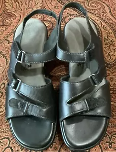 Womens Size 8.5 SAS TriPad Comfort Black Leather 3 Strap Sandals Shoes - Picture 1 of 6