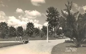 RPPC,Leon,Guanajuato,Mexico,El Parque,c.1945-50s - Picture 1 of 2