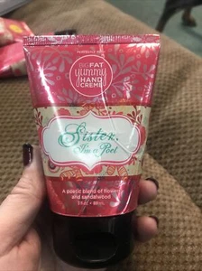 SALE- Perfectly Posh BFYHC~SISTER I'M A POET BIG FAT YUMMY HAND CREME Lotion - Picture 1 of 2
