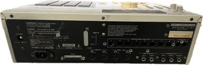 professional AKAI MIDI MPC2000 PRODUCTION CENER Gebraucht - Bild 1 von 2