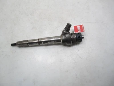 Volkswagen PASSAT B8 2016 Diesel fuel injector 04L130277AC 110kW MRS27663 - Image 1 of 3