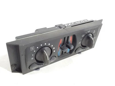 Control de temperatura de aire acondicionado PN:10347157 OEM 2004 2005 Chevrolet Impala  Foto 1 de 4