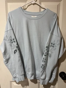 Maurices Long Sleeve Light Blue Crewneck Sweatshirt Size XXL Floral Cutout Arms - Picture 1 of 3