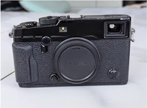 Fujifilm X-Pro2 24.3MP Mirrorless Digital Camera Body - Picture 1 of 9