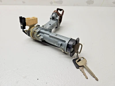 1993-1997 Toyota Corolla Ignition Switch Cylinder Lock Assembly Housing OEM - Image 1 of 4