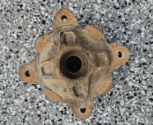 Polaris RZR 800 570 XP 900 Front Wheel Hub - Picture 1 of 2