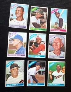 1966 TOPPS VINTAGE LOT OF 25 - NM (9) EX (6) VG (5) PR (5) - Picture 1 of 8