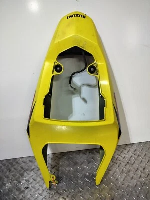 2004-2005 SUZUKI GSXR 600 GSXR 750 OEM TAIL FAIRING DAMAGED - Image 1 of 4