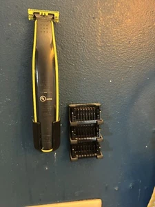 Phillips Norelco One Blade Wandhalterung - Bild 1 von 3