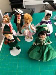 Six Madame Alexander Dolls - Excellent Condition - No Boxes - Picture 1 of 19