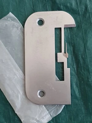 ARTISAN OVERLOCKER NARROW ROLLED HEM  NEEDLE PLATE..  NEW.. - image 1 of 4