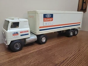 Vintage Ertl Amway Semi Tractor Trailer Truck 1980s Pressed Metal! 1/16. - Picture 1 of 14