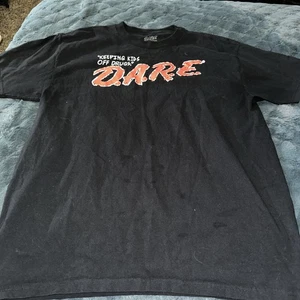 D.A.R.E. T-Shirt Size Large Authentic Dare 'Crayon Kids' Graphic - Picture 1 of 7