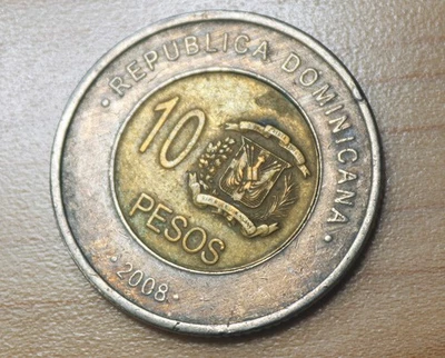 2008 Dominican Republic 10 Pesos Bimetallic - Image 1 of 2