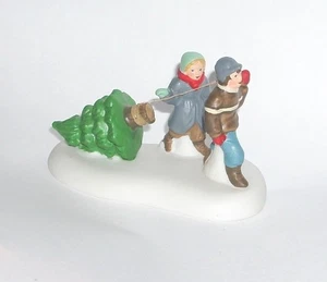 Vintage Department 56 - Snow Village - Bringinging Home The Tree - Bild 1 von 6