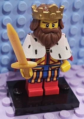 Classic King (71008) (col13-1) 2015 LEGO Minifigures Series 13 - image 1 of 4