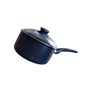 Pyrex Saucepan 18cm - Picture 1 of 4